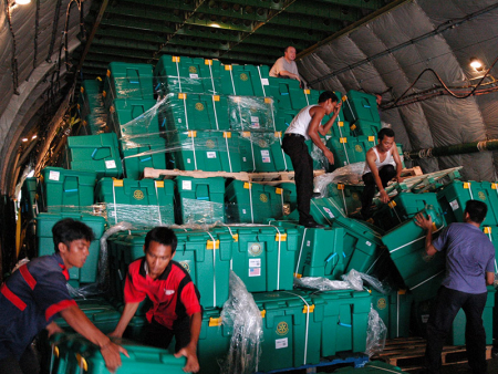 Boxing day tsunami Indonesia boxes